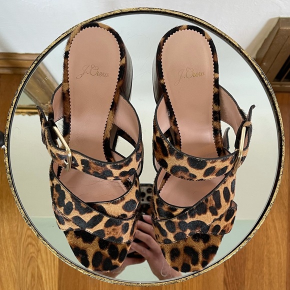 Beautiful J. Crew sandal slide - Picture 5 of 16